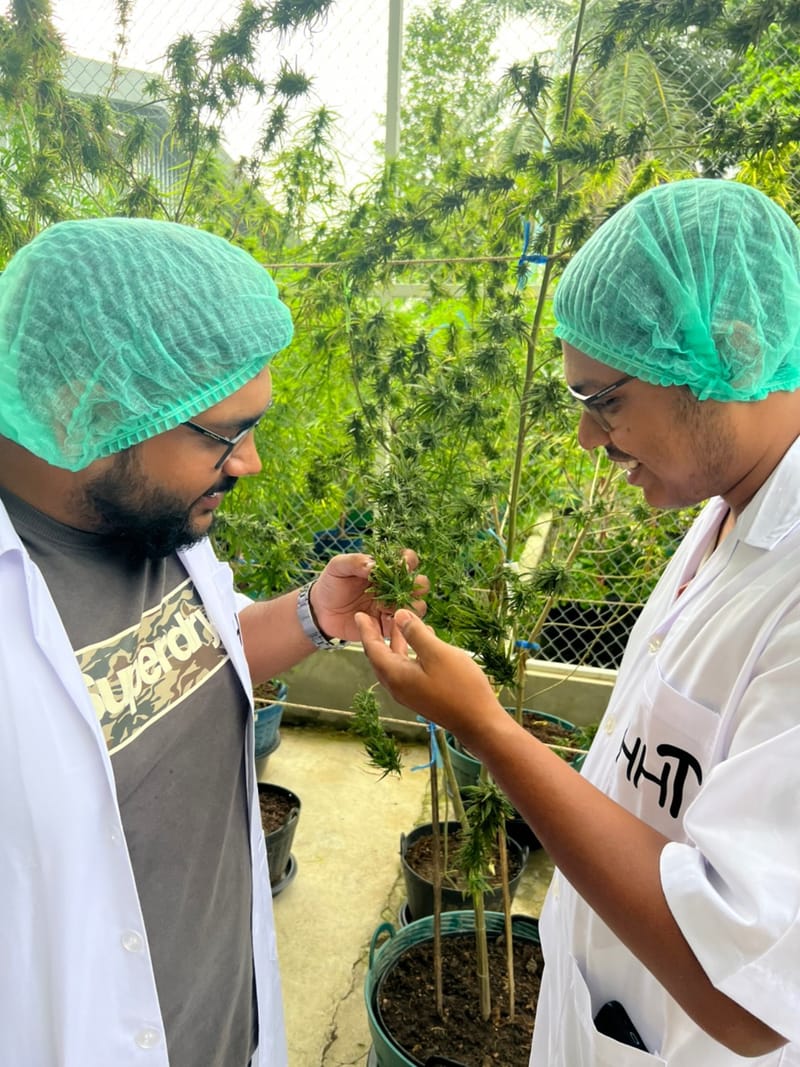 เยี่ยมชมฟาร์ม จากนักท่องเที่ยวชาวอินเดีย