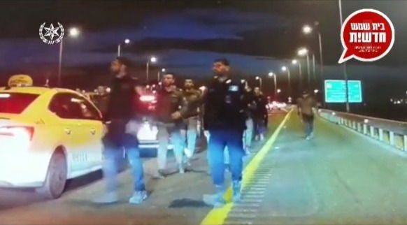 השיירה המסוכנת של 'שובו בנים' לחתונה בבית שמש  • תיעוד