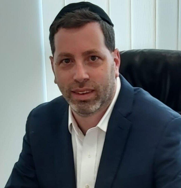 I am a public messenger for each and every one of the city's residents