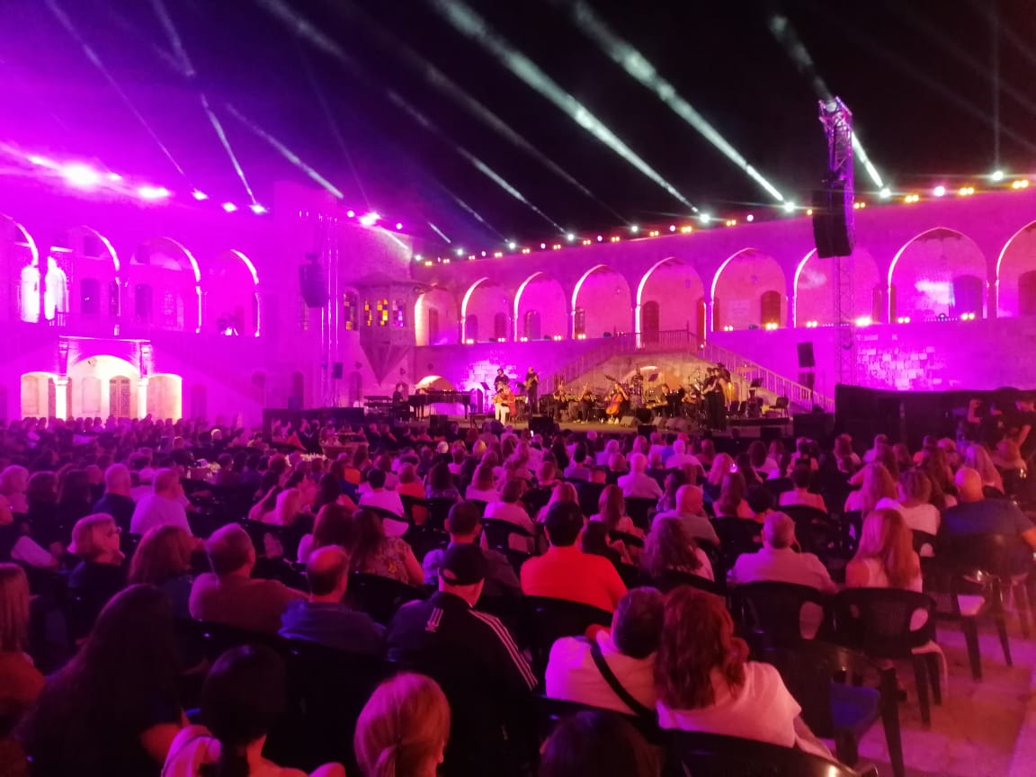 مهرجان بيت الدين صرح تاريخي وحضاري عريق يغني بجدرانهِ الاثرية