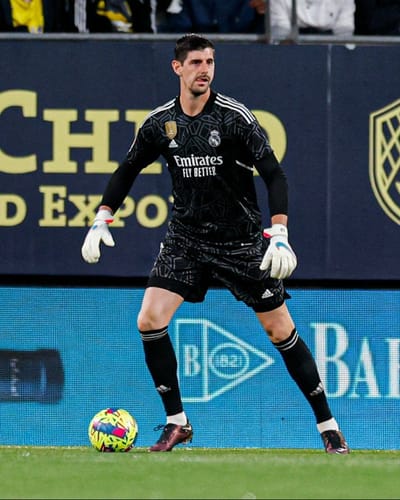 "On behalf of Real Madrid" .. A new message of support from Courtois to Israel