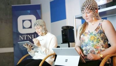 الكتابة باليد أكثر اتصالاً بالدماغ وفائدة للتعلم