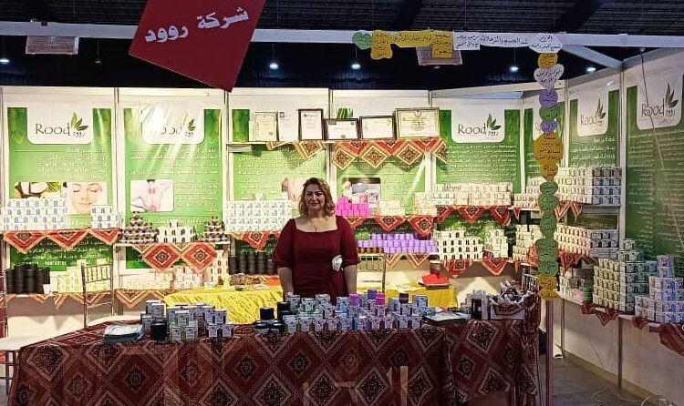ردينة أبو طافش تشارك في ثلاثة معارض عربية وتصبح أول صناعية من السويداء في مجلس الأعمال السوري العراقي
