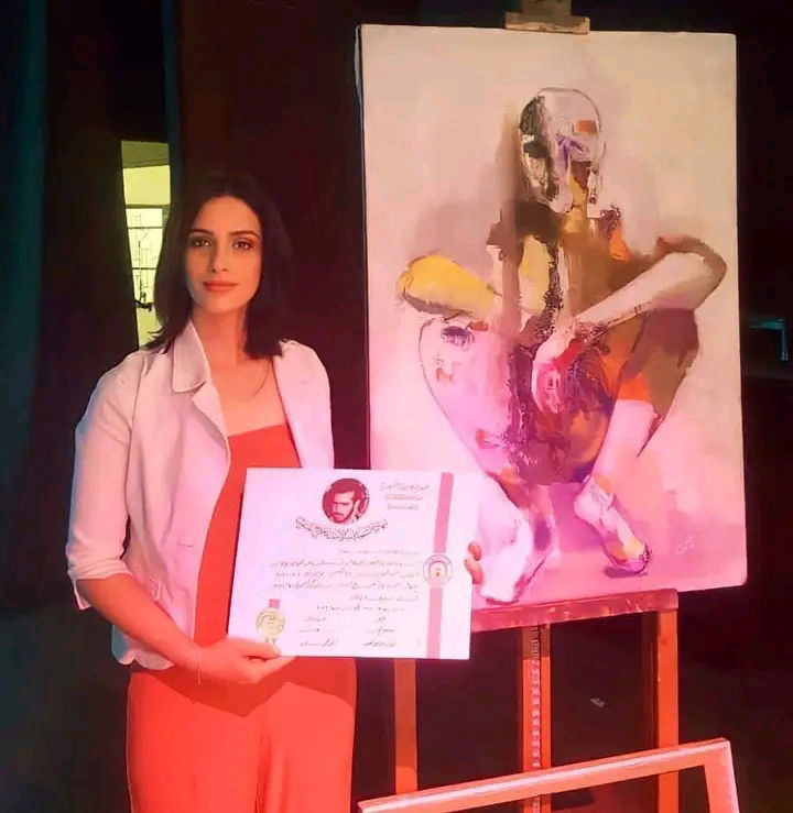 الفنانة التشكيلية ذهبية الخطيب..قصة نجاح وتميز ولدت من رحم المعاناة
