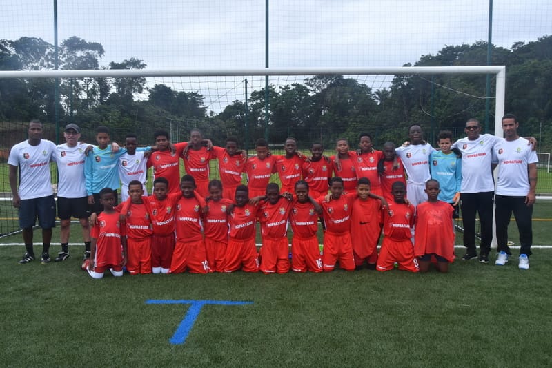 "CRÉER DES PASSERELLES VERS LE HAUT NIVEAU"