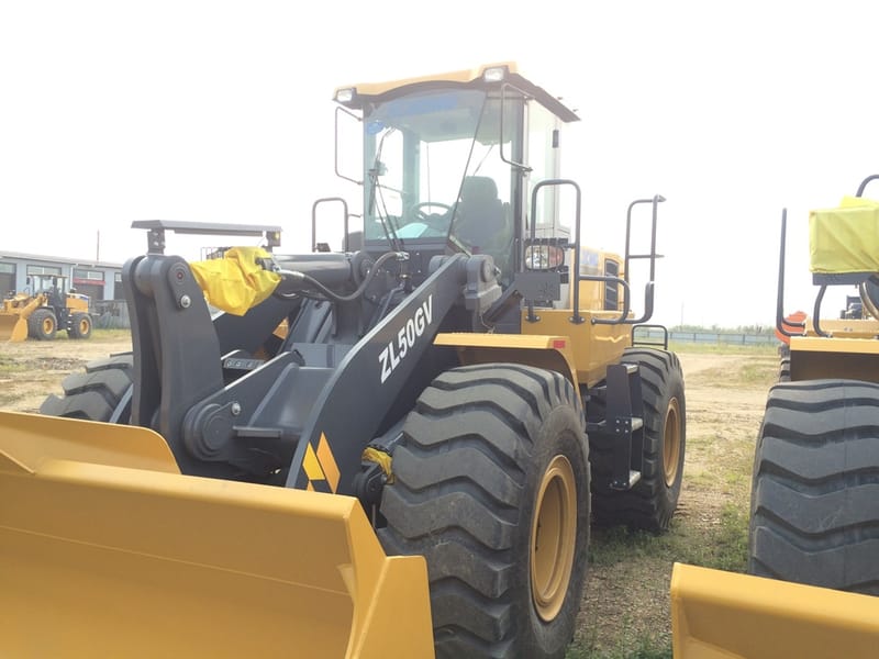 Xcmg zl50. Xcmg zl50gv. Xcmg zl50gv. Zl50 фронтальный погрузчик. Погрузчик зл 50.