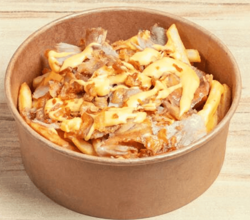 ☆ LA POUTINE
