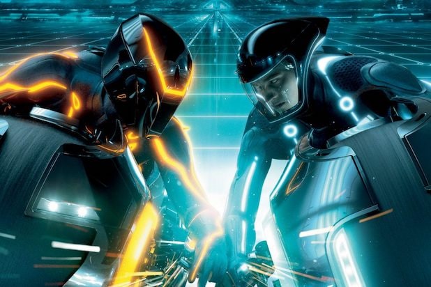 Tron Legacy (2010)