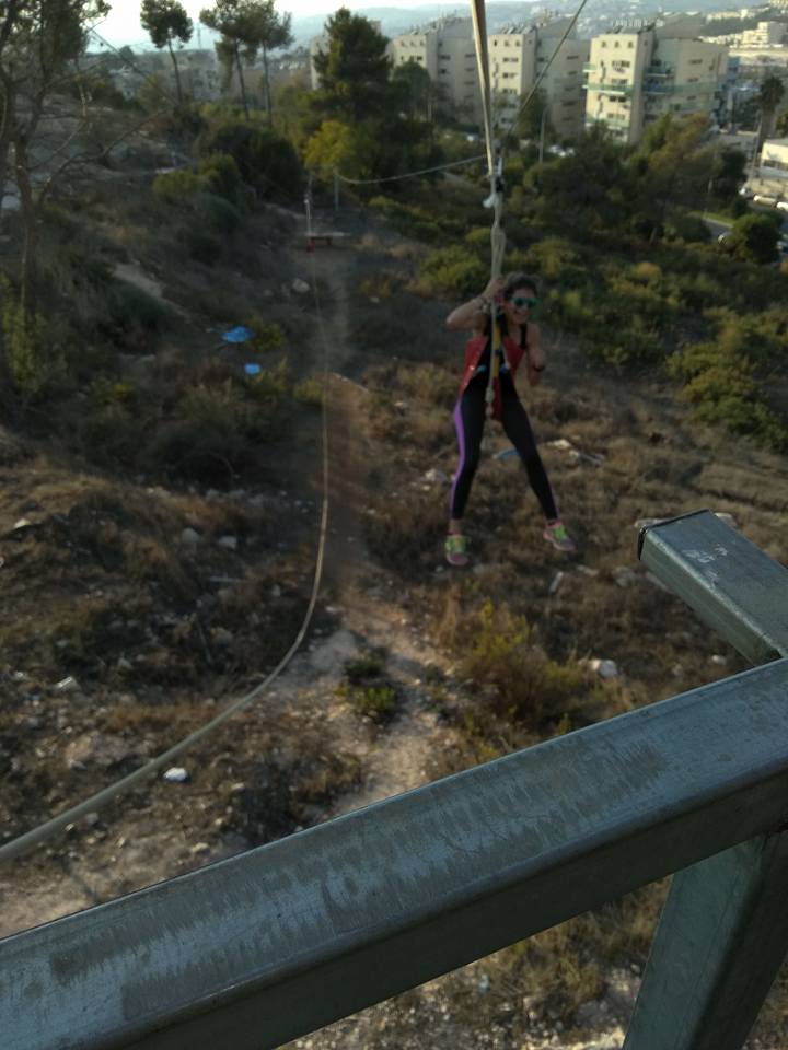 אומגה בגבעת התחמושת פעילות ערכית