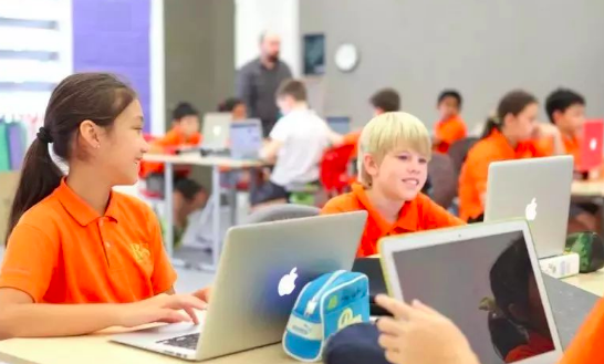 2星期英文夏令营 - 马来西亚的美国国际学校