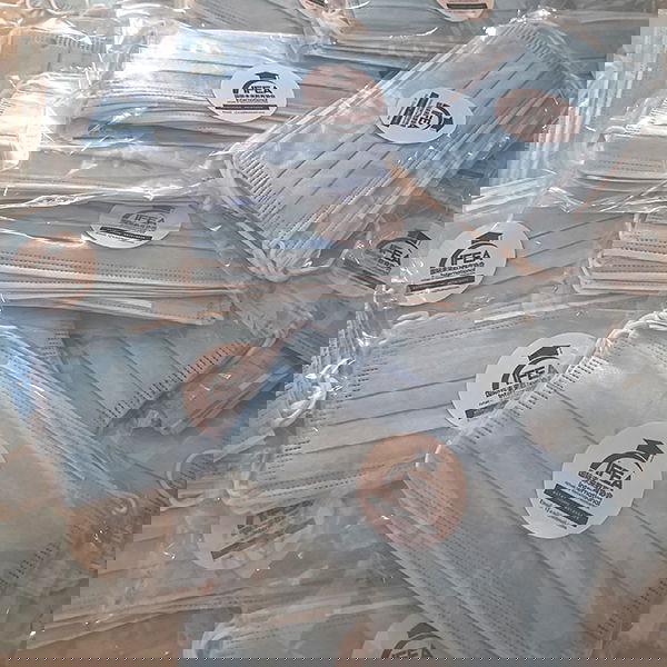 捐助口罩与物资：协助低收入家庭，舒缓口罩短缺问题