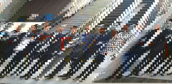 拜访桃园市长，工厂与港口考察