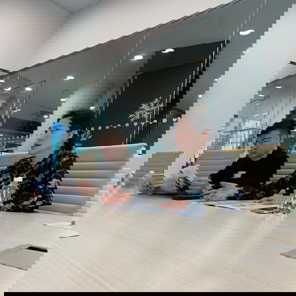 中国启程学院院长拜访马来西亚亚太科技大学做交流