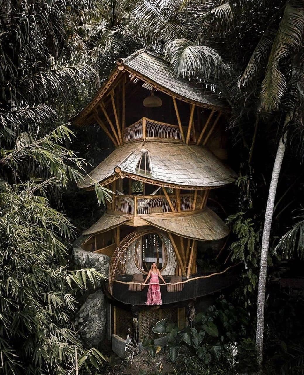 Aura house