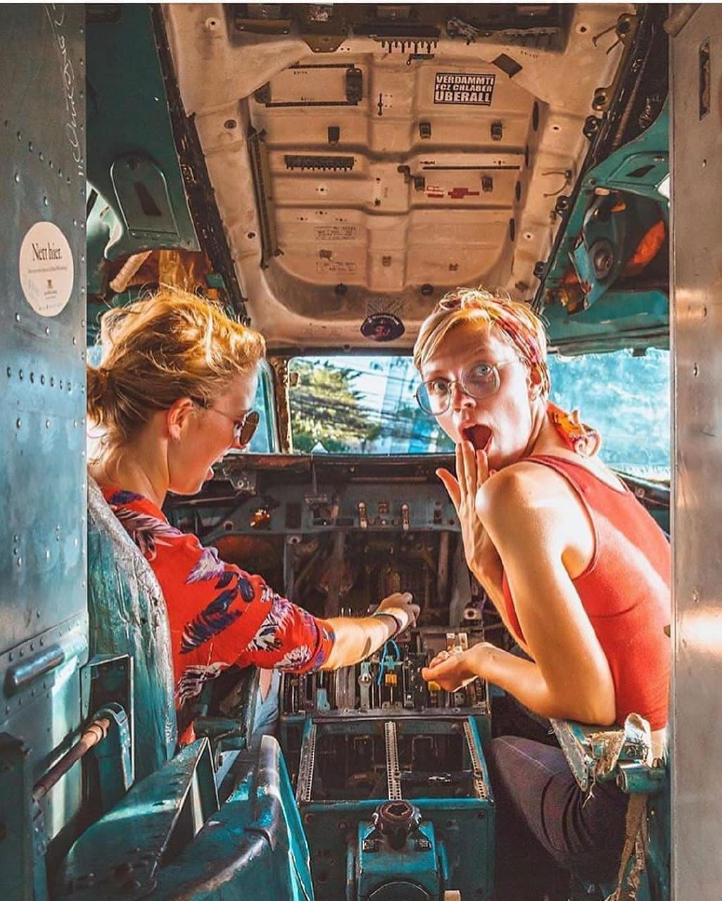 Aeroplane graveyards