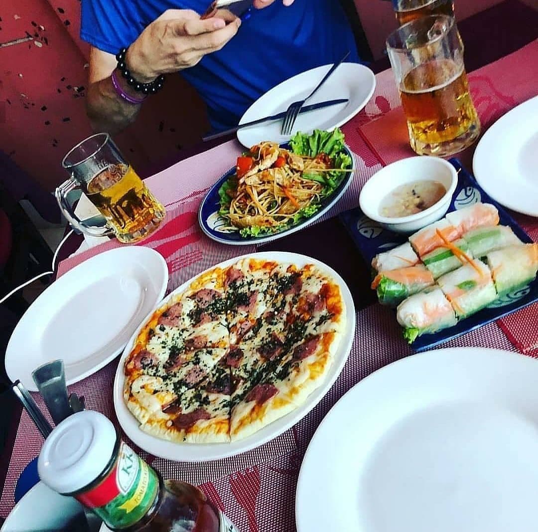 happy herb's pizza