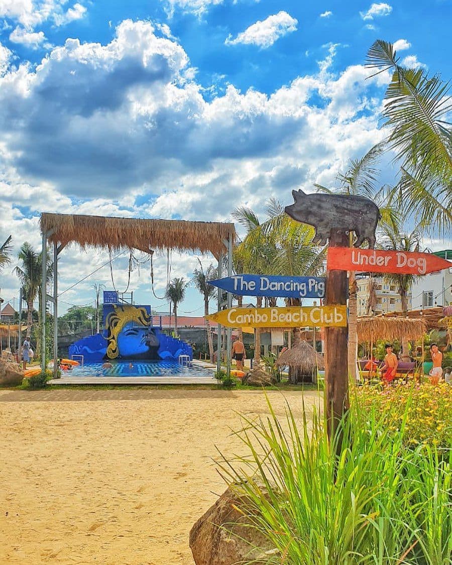 combo beach club