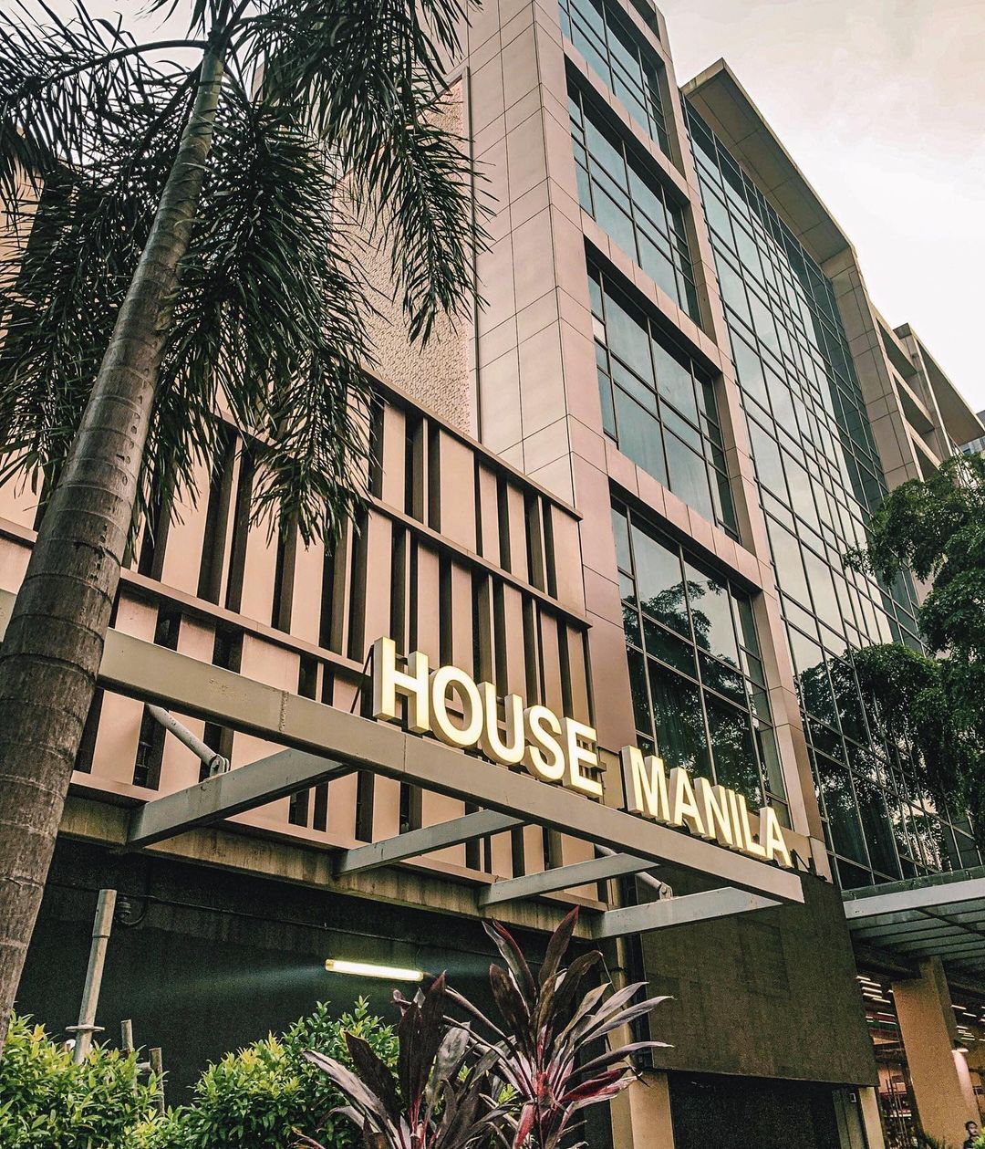 House manila