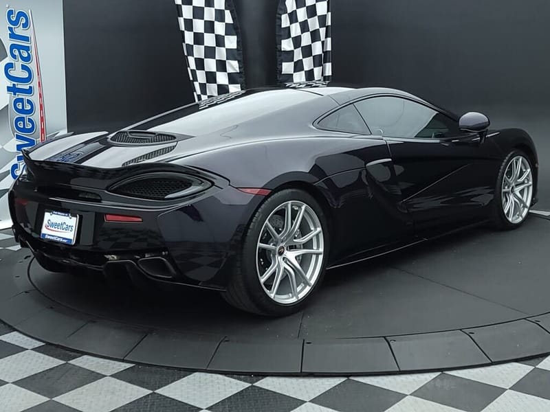 2023 Mclaren 570GT Picture