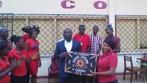 Le Docteur André KADANDJI, Directeur de la BUSINESS SCHOOL de Saint Jérôme, a fait plusieurs mission à Bangui (RCA) y compris à CAMSCHOOL (actuel GUTSCHOOL.)