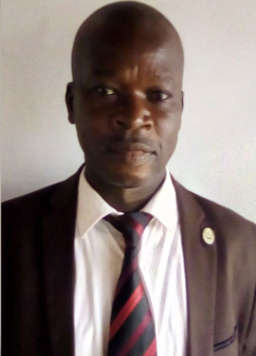 Le Professeur Henri KOULAYOM, enseigne à BBS depuis 5 ans