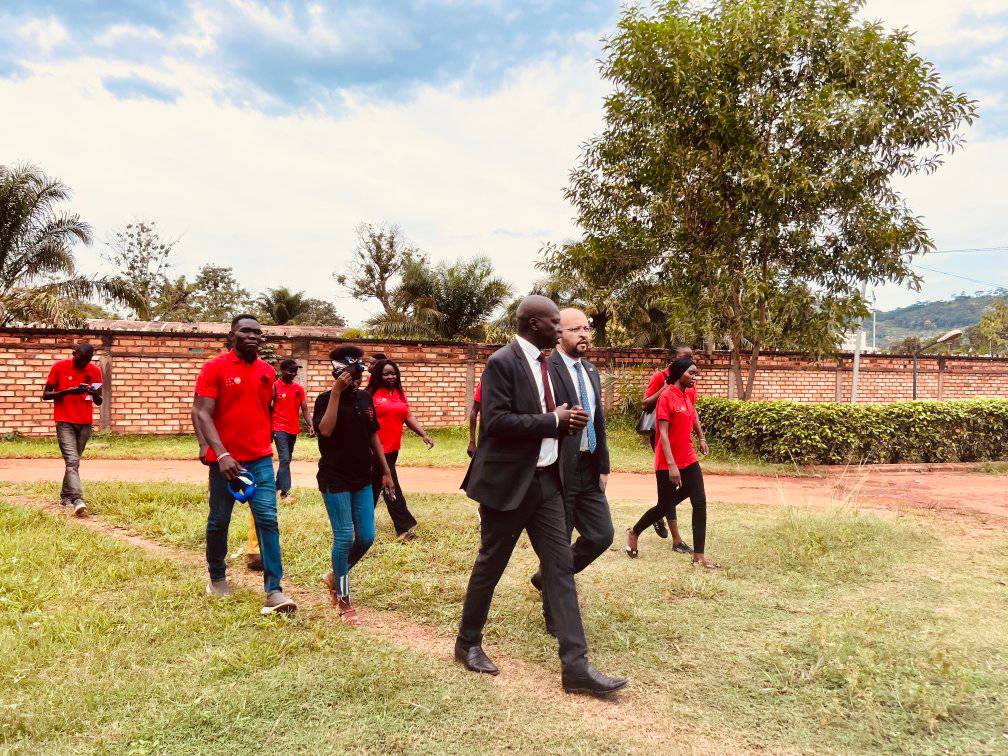 Visite du Représentant de l' #unfpaCentralAfricaRepublic Dr Shible SAHABANI accompagné du Responsable des programmes jeunes Dr Alexis NAÏSSEM (26 mai 2023)