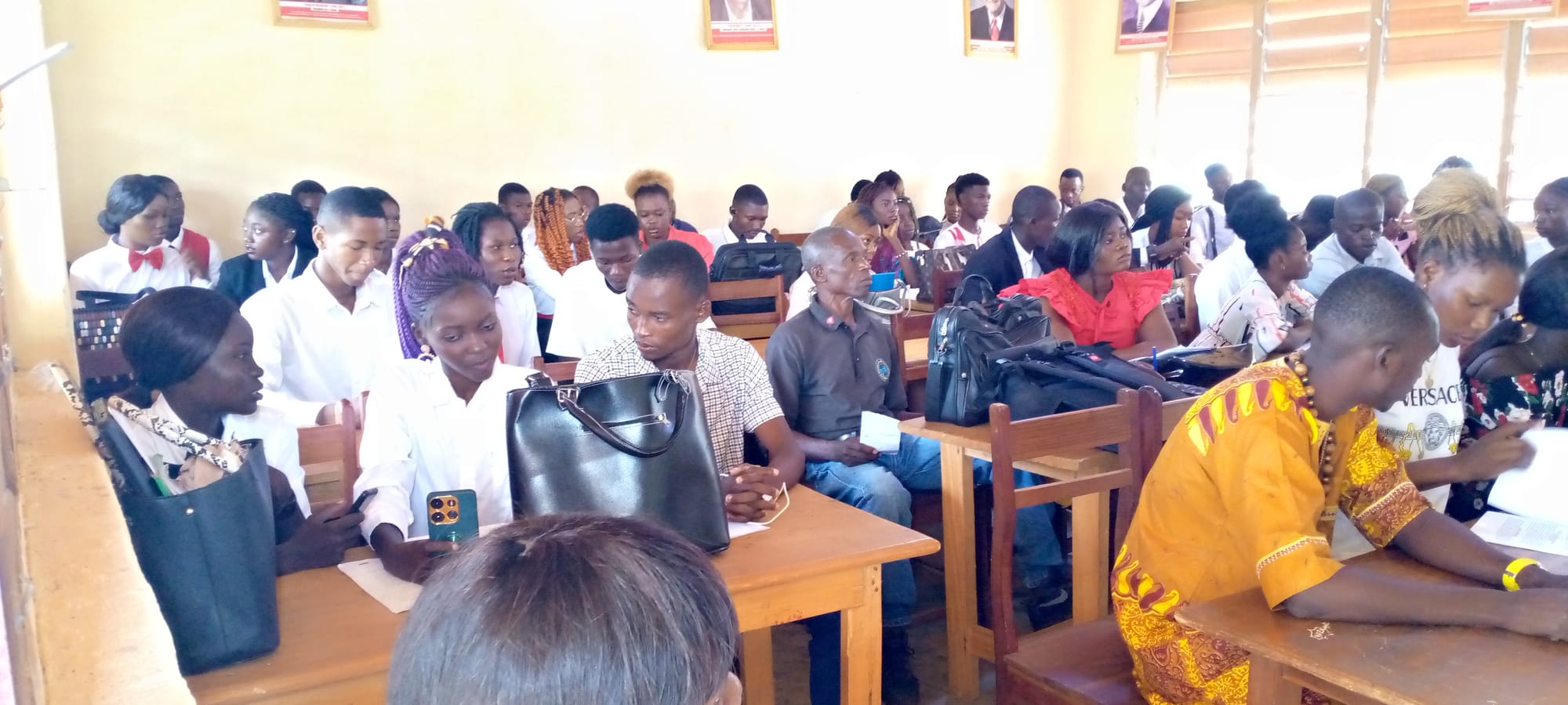 Restitution des exposés L1 G1 