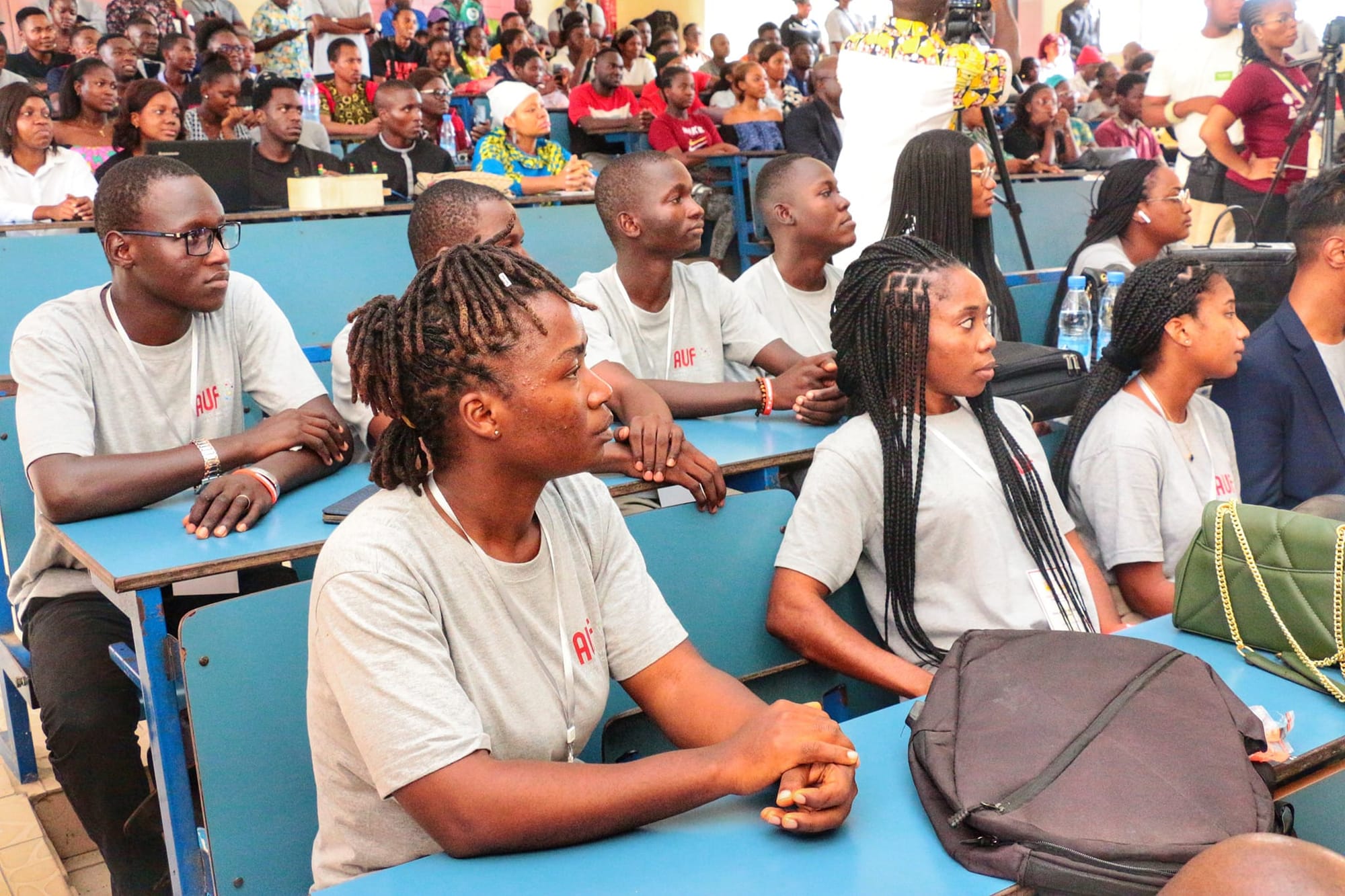 Félicitations à notre Jeune étudiant Centrafricain qui a Remporté le Premier Prix de la deuxième édition du Concours de l' AUF