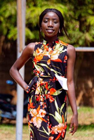 Candidate N° 3 - 1ere PASSE :  TENUE DE VILLE