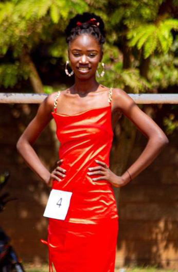 Candidate N° 4 - 1ere PASSE : TENUE DE VILLE