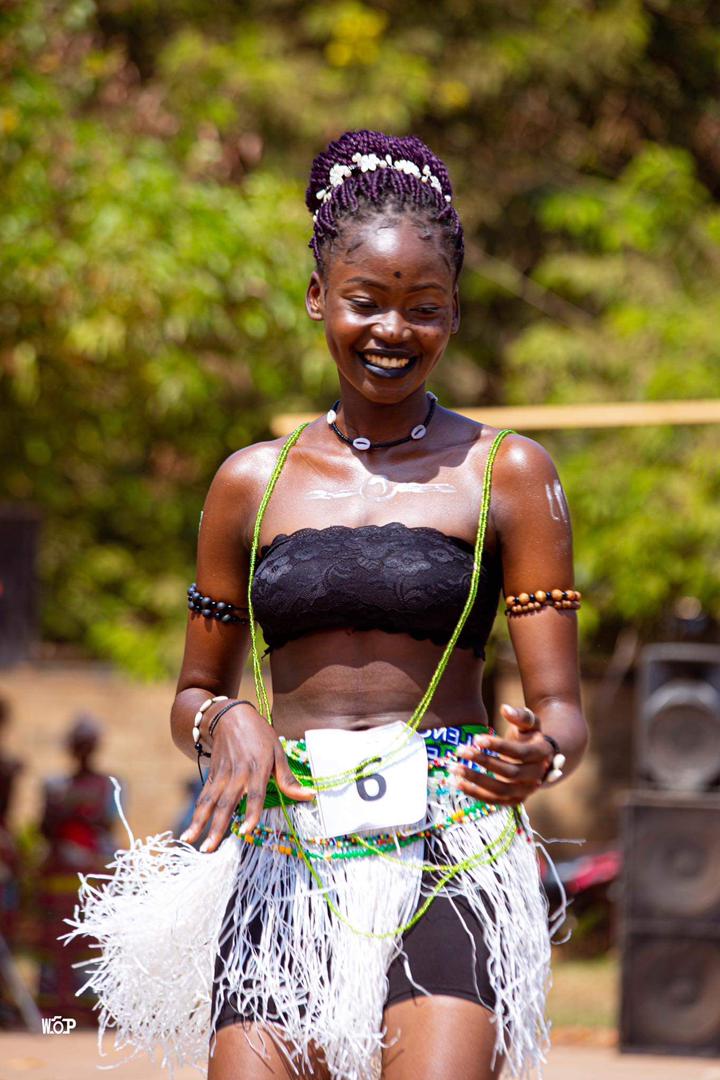 2e PASSE : DANSE TRADITIONNELLE - Mlle NGAIGANAZOUI EMMANUELLA