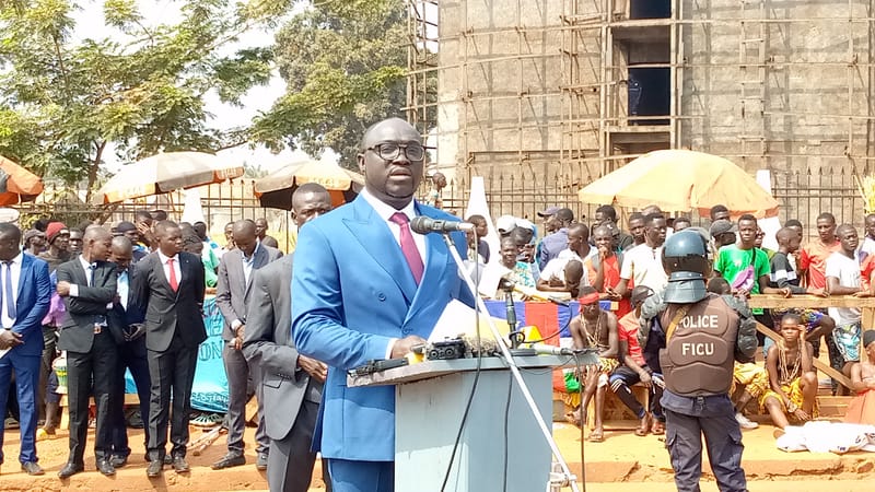 S.E. Monsieur  REBOAS, Ministre de la Promotion de la Jeunesse et du Sport  