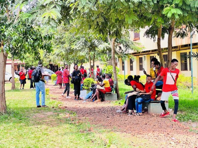 ÉTUDIEZ A GUTSCHOOL ! 🇨🇫 " Avec Bac ou sans Bac pour la rentrée universitaire 2023-2024 c'est possible et c'est maintenant !