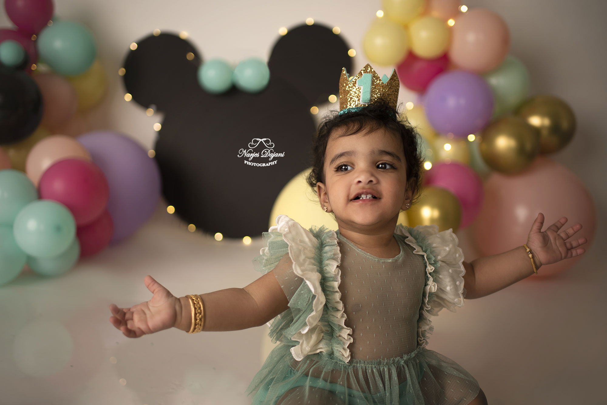 عيد الميلاد الأول