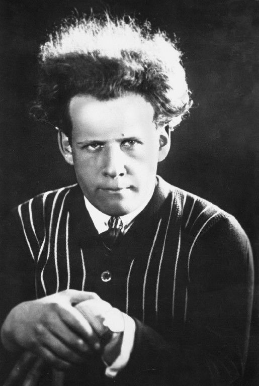 Σεργκέι Αϊζενστάιν (1898-1948) Sergei M. Eisenstein