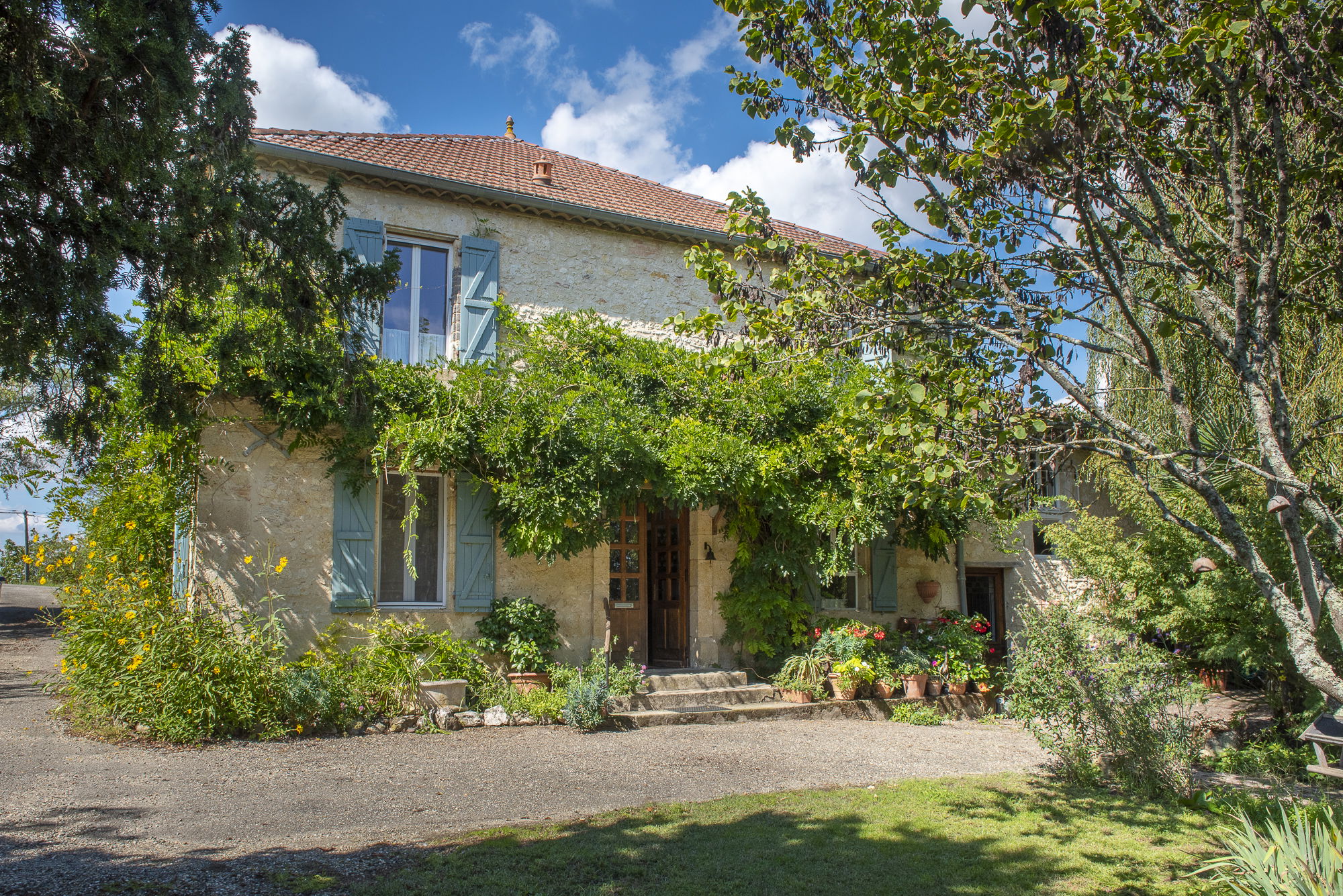 Delightfull limestone home with amazing views