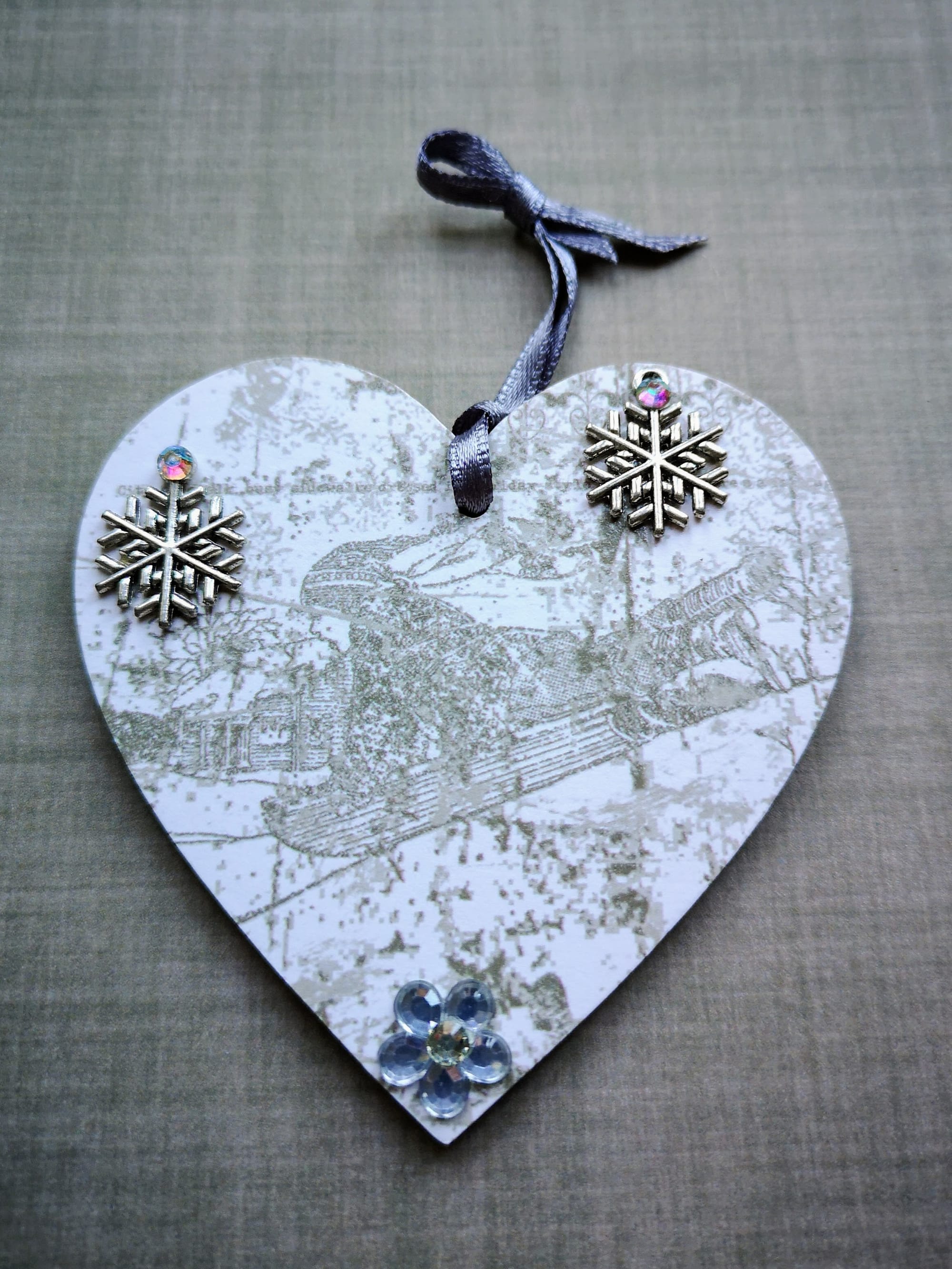 8x8cm Christmas Heart (#14)