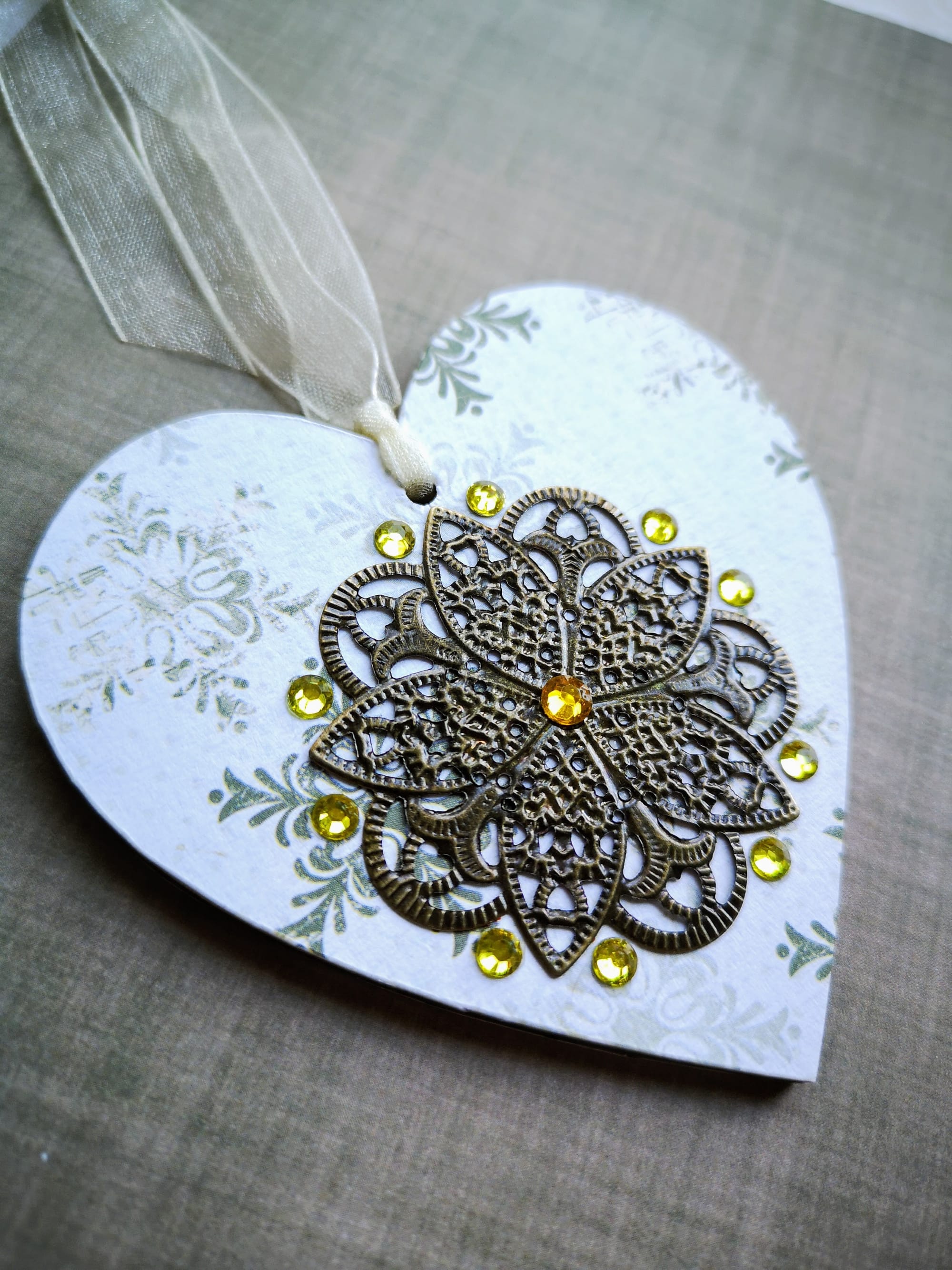 8x8cm Christmas Heart (#25)
