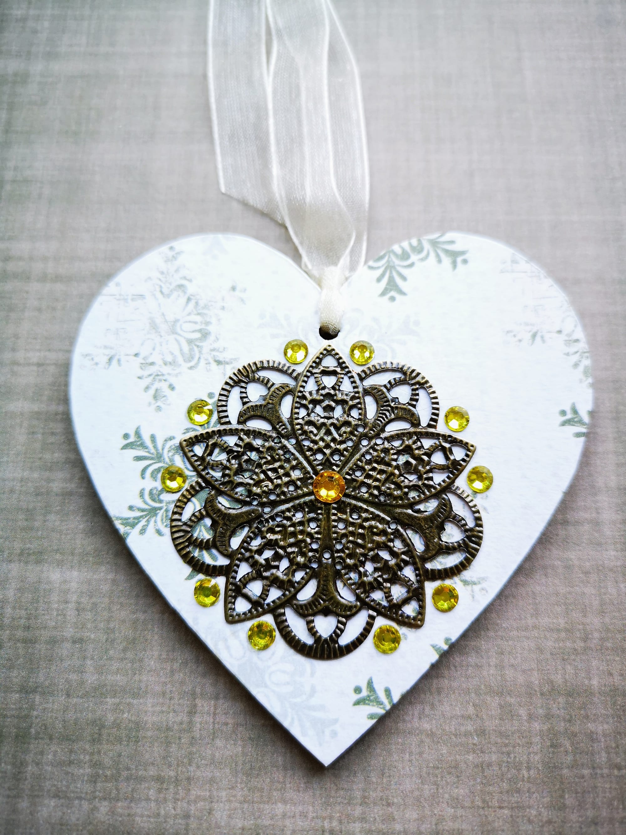 8x8cm Christmas Heart (#25)