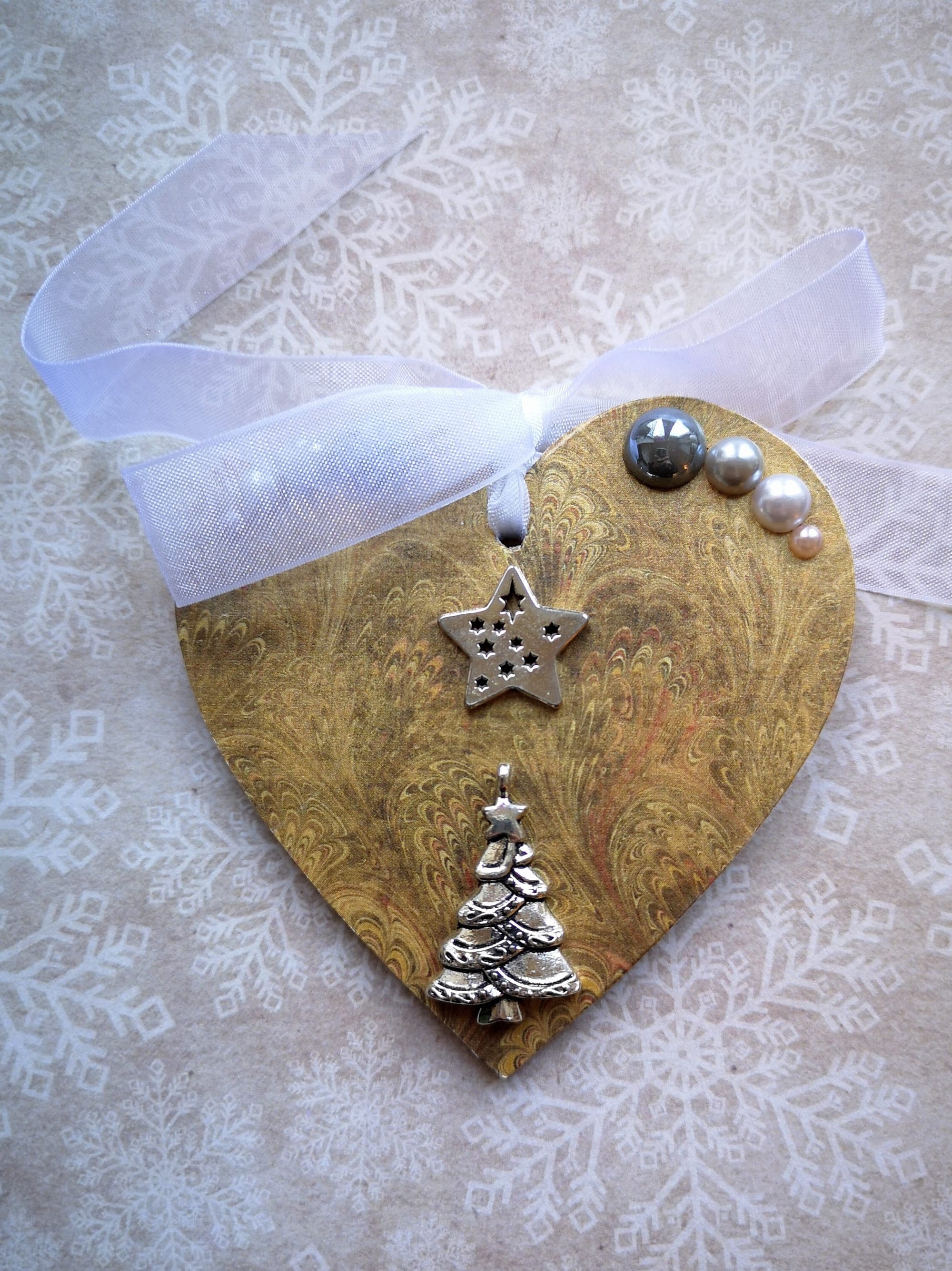8x8cm Christmas Heart (#34)