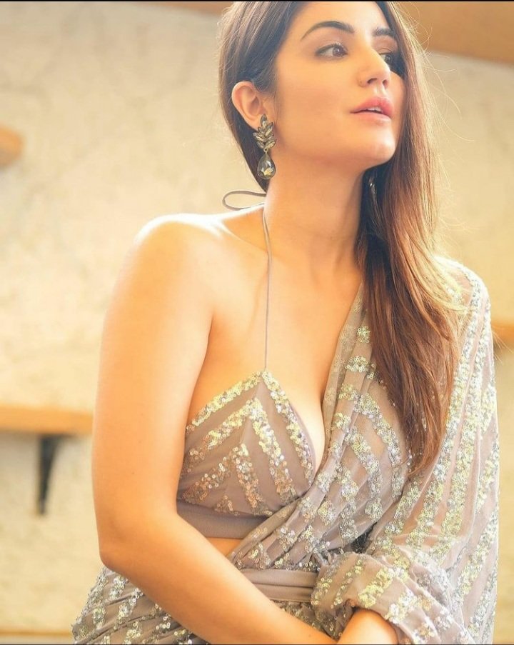 Relax and Enjoy with Gorgeous Jaipur Escorts Girl