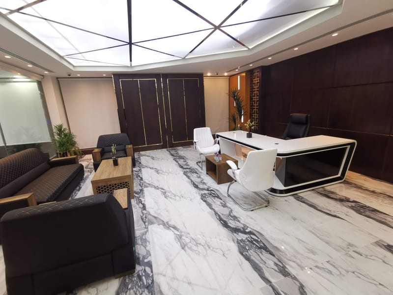 مكاتب الادارة في معرض تساهيل للتجارة