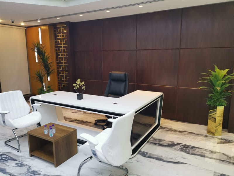 مكاتب الادارة في معرض تساهيل للتجارة