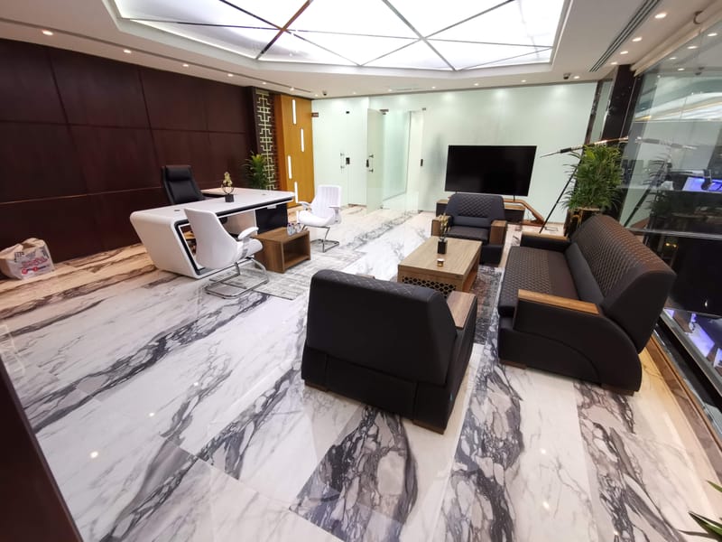 مكاتب الادارة في معرض تساهيل للتجارة