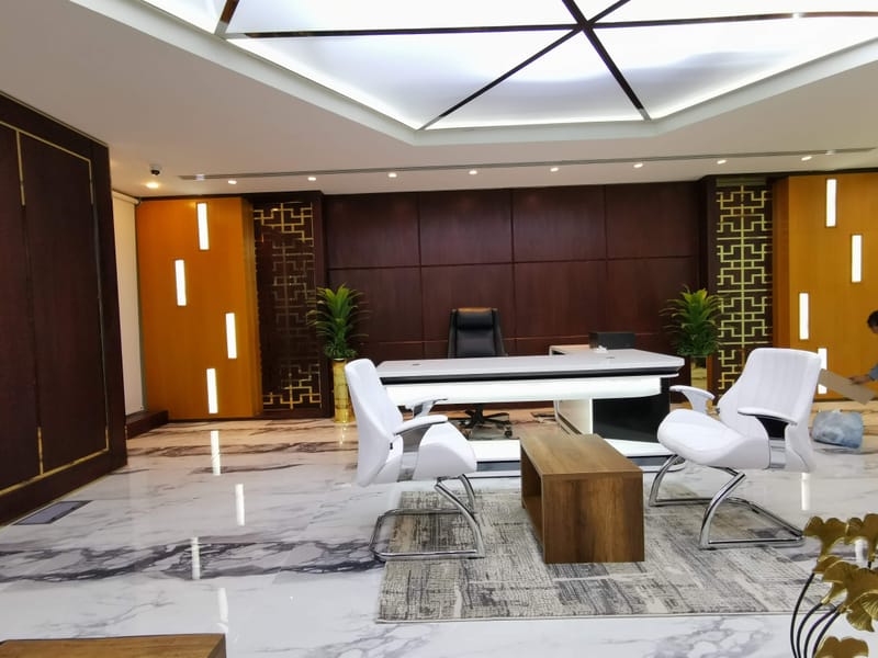 مكاتب الادارة في معرض تساهيل للتجارة