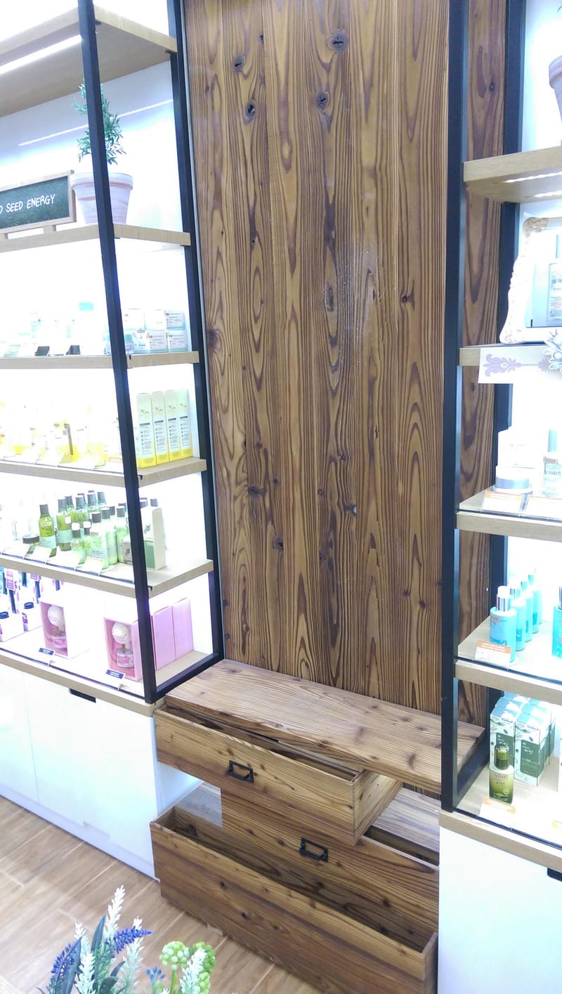 ديكور وستاندات عرض