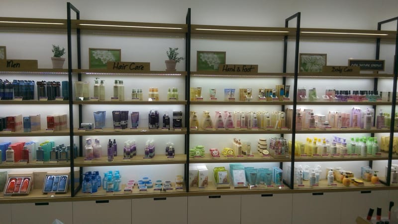 ديكور وستاندات عرض