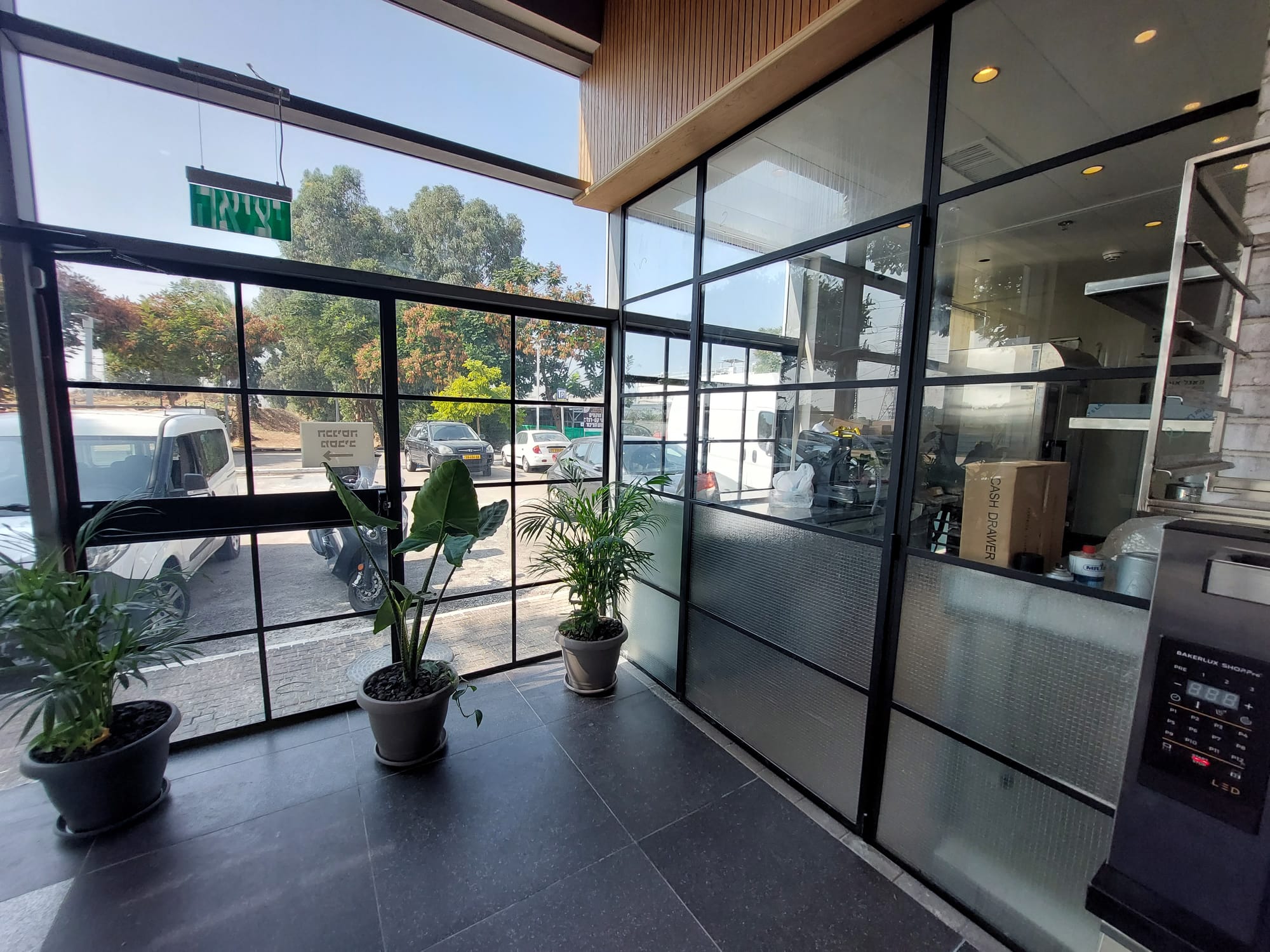 מסעדת בנדיקט - יהוד 