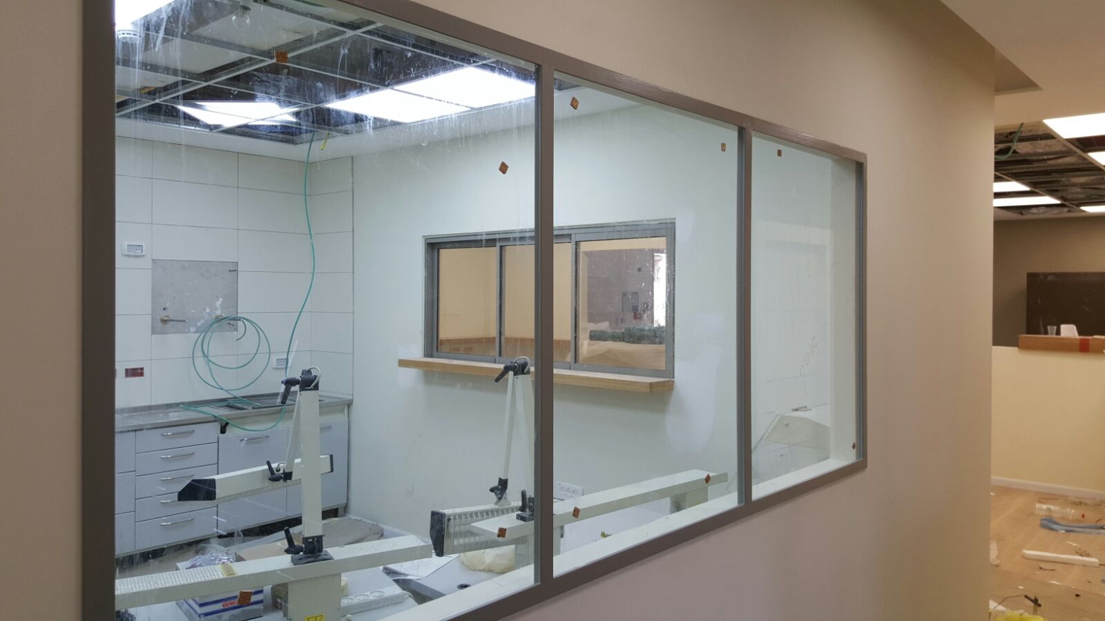 מעבדת שיניים 