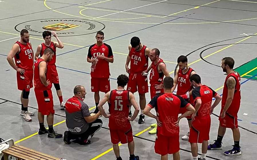 L’entrenador que volia jugar i no podia
